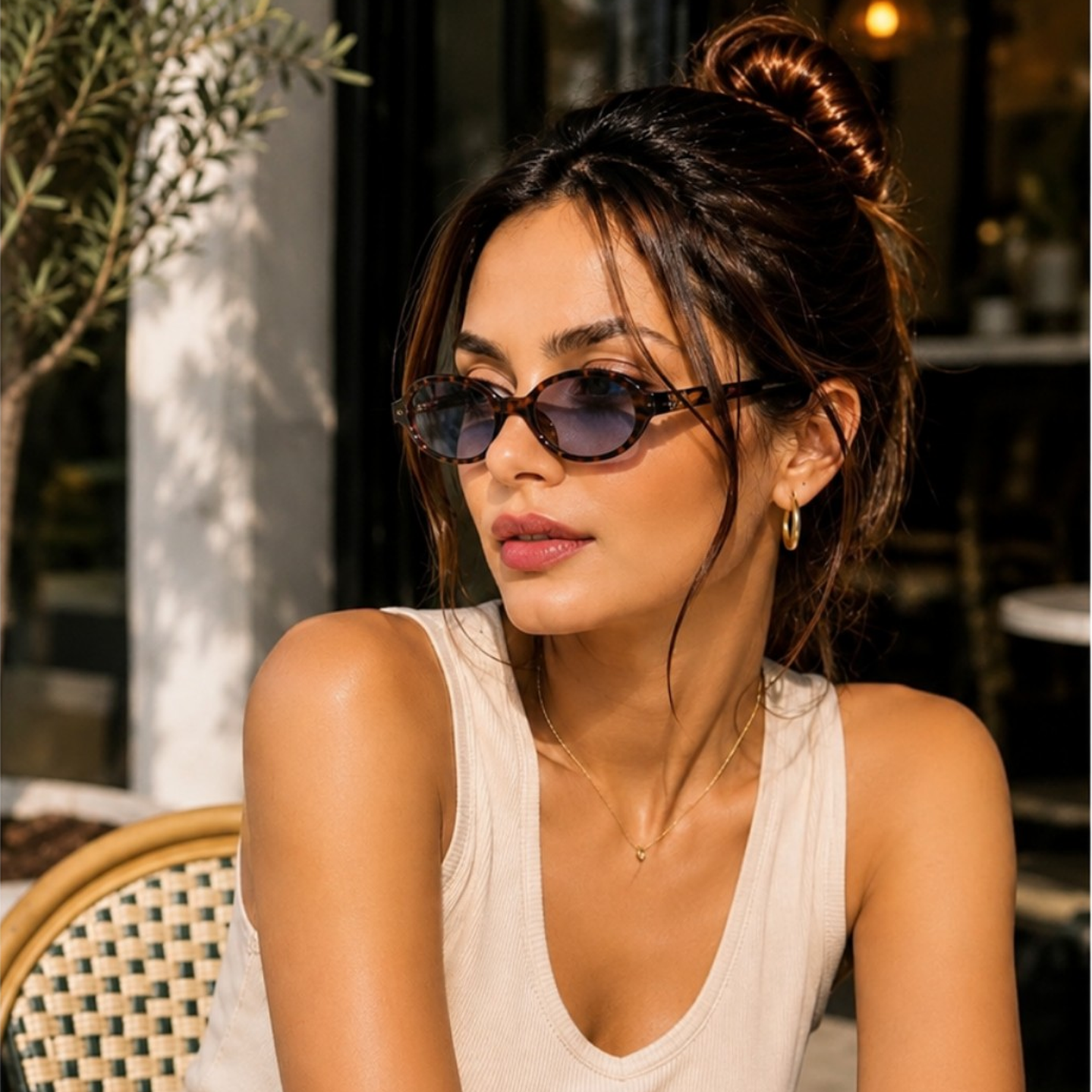 🕶️ نظارات شمسية Oval Élégance style en vert et bleu – Lunettes de  Soleil Oval Élégance (avec ou sans boîte)